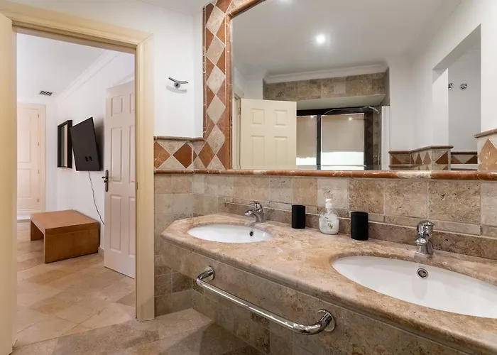 Seafront Paradise In El Paraiso