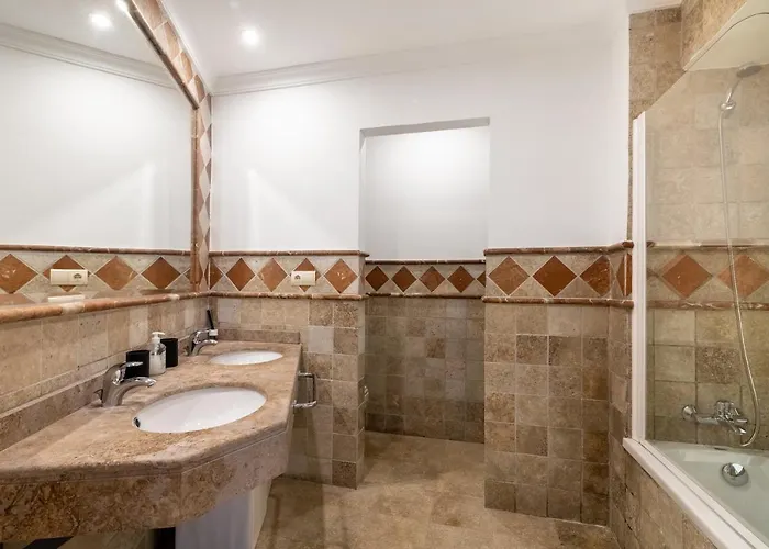 Seafront Paradise In El Paraiso