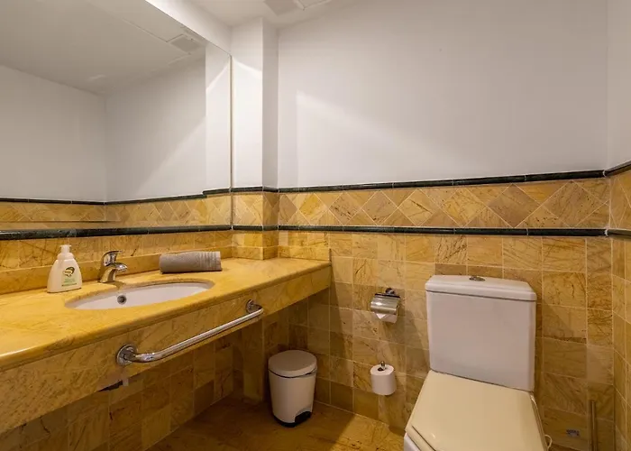 Seafront Paradise In El Paraiso * エステポナ