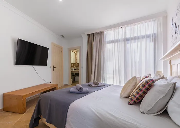 Seafront Paradise In El Paraiso アパート *