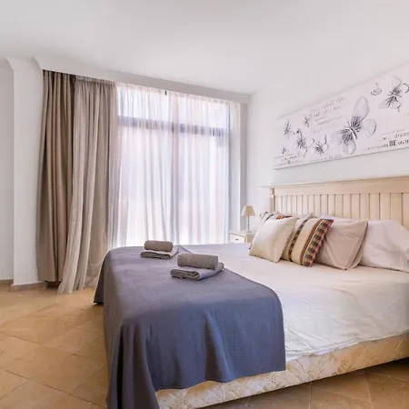 Paraiso - Junto A La Playa إِستيبونا