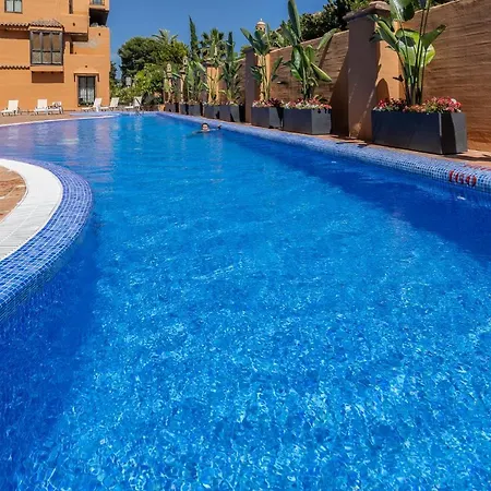 Seafront Paradise In El Paraiso Apartment Estepona